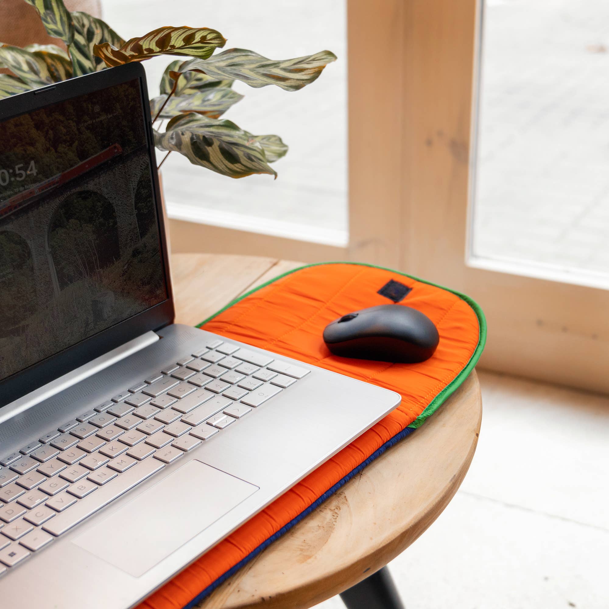 Laptopfodral Puffig Orange/Grön - Helio Ferretti